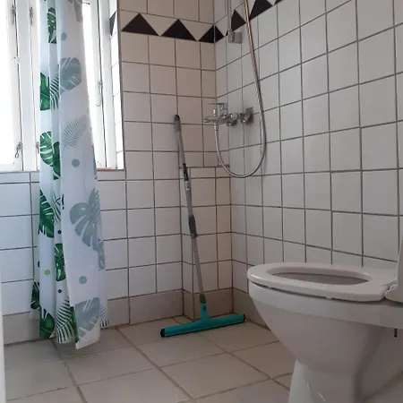 לינה וארוחת בוקר Belvedere סבנדבורג